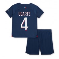 Billiga Paris Saint-Germain Manuel Ugarte #4 Barnkläder Hemma fotbollskläder till baby 2023-24 Kortärmad (+ Korta byxor)